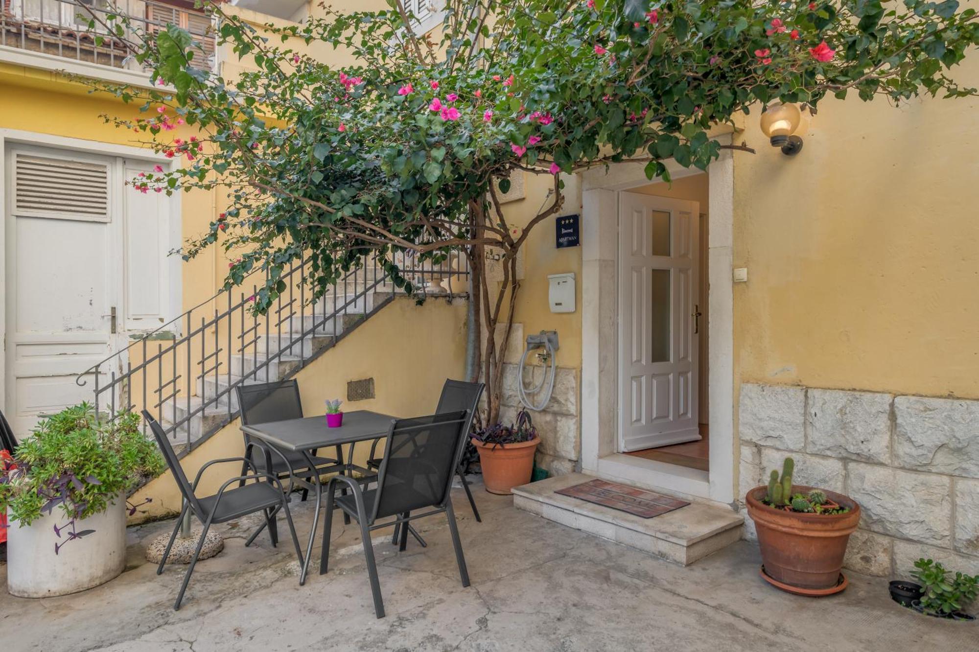 Victoria Luxury Rooms - Split Downtown 외부 사진
