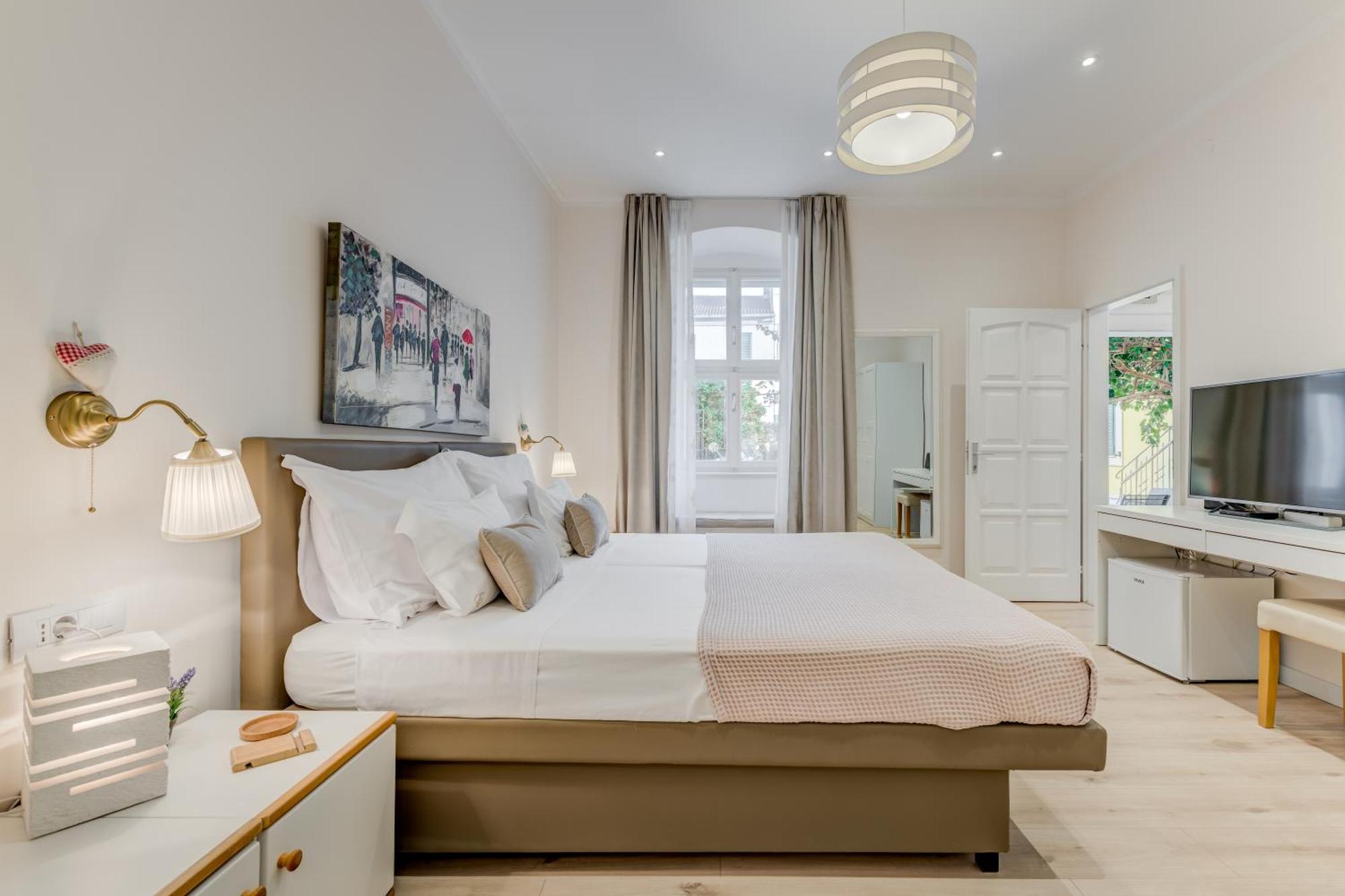 Victoria Luxury Rooms - Split Downtown 외부 사진